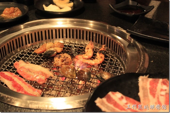 台南-逐鹿焊火燒肉。那就開始烤肉吧！